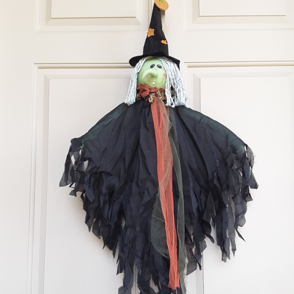 Hanging Green Face Witch Delton Halloween Decoration New